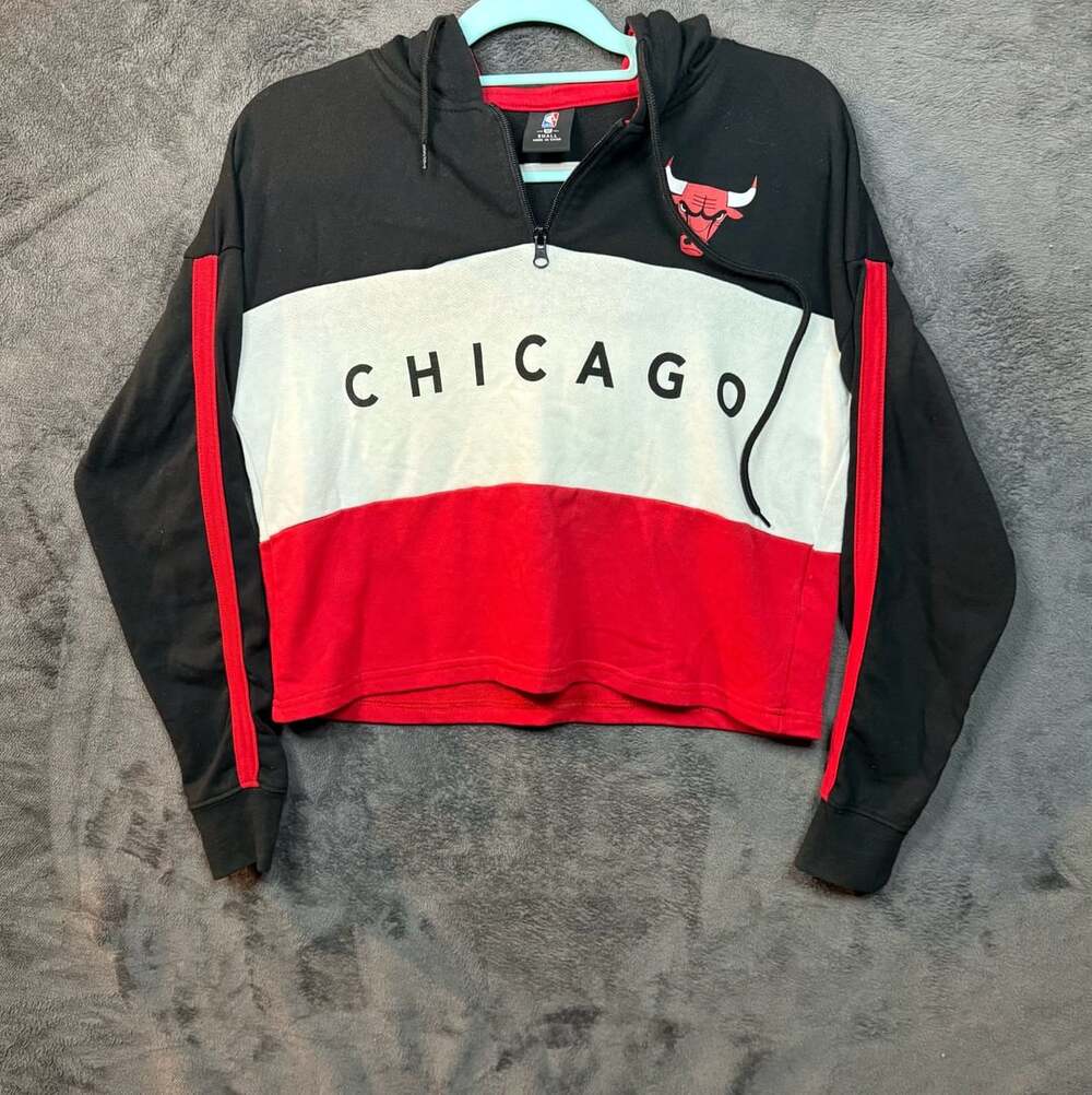 NBA Chicago Bulls Quarter Zip Hoodie Size Small
